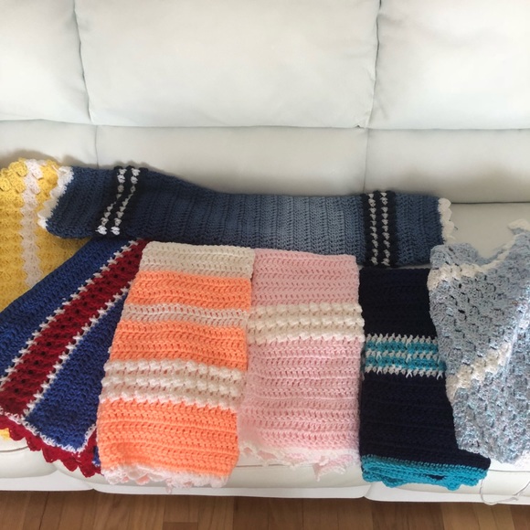 Beautiful Handmade Car Seat Coverlets.....$180 - Picture 2 of 3